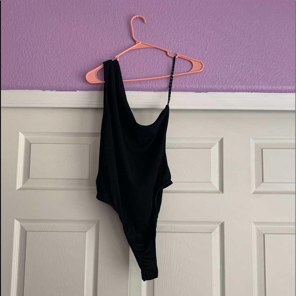 New Missguided Black One Shoulder Bodysuit